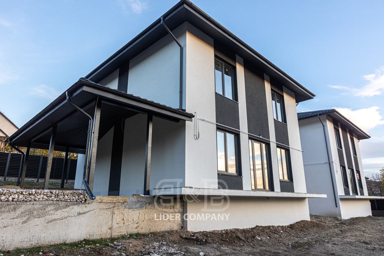 Casă 170 m² pe teren 7 ari