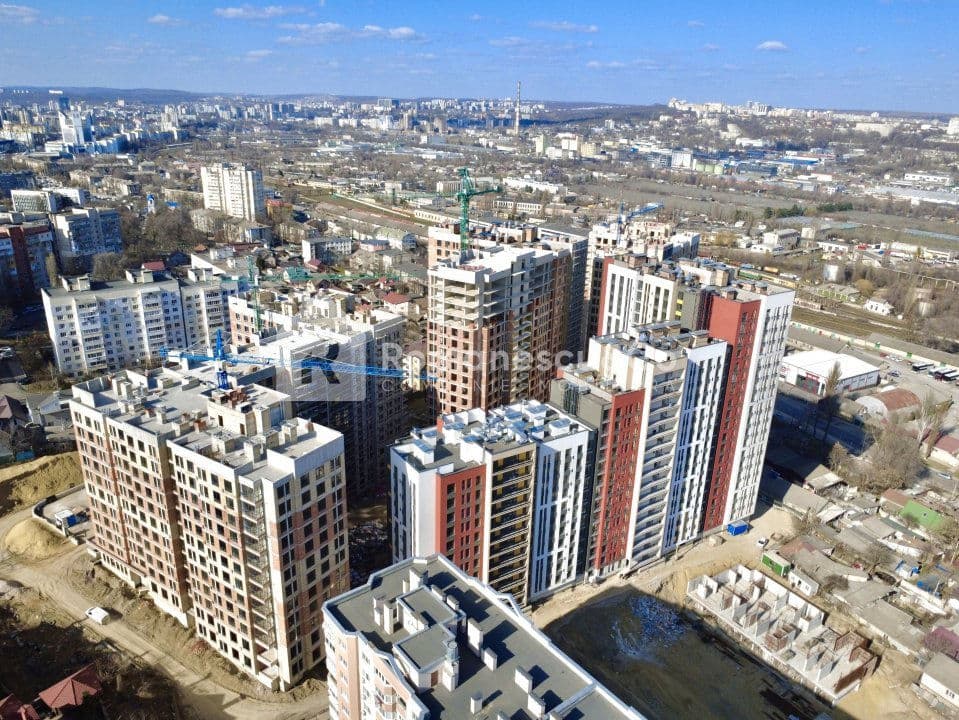Apartament cu 4 camere, 110 m², 4 etaj