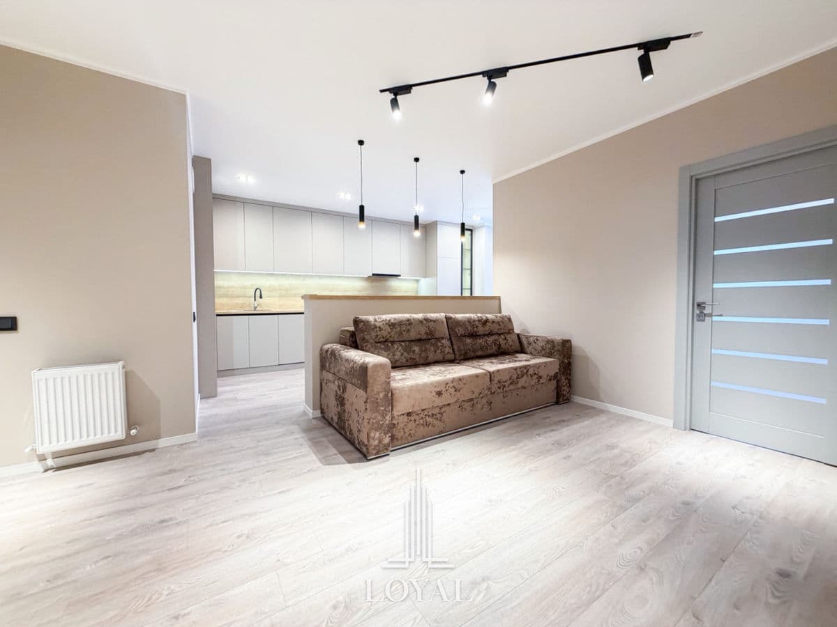 Apartament cu 2 camere, 70 m², 6 etaj