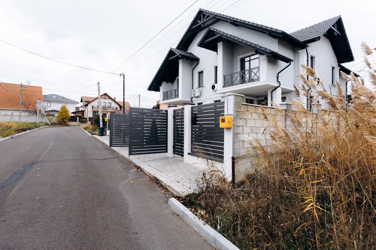Casă 150 m² pe teren 3 ari