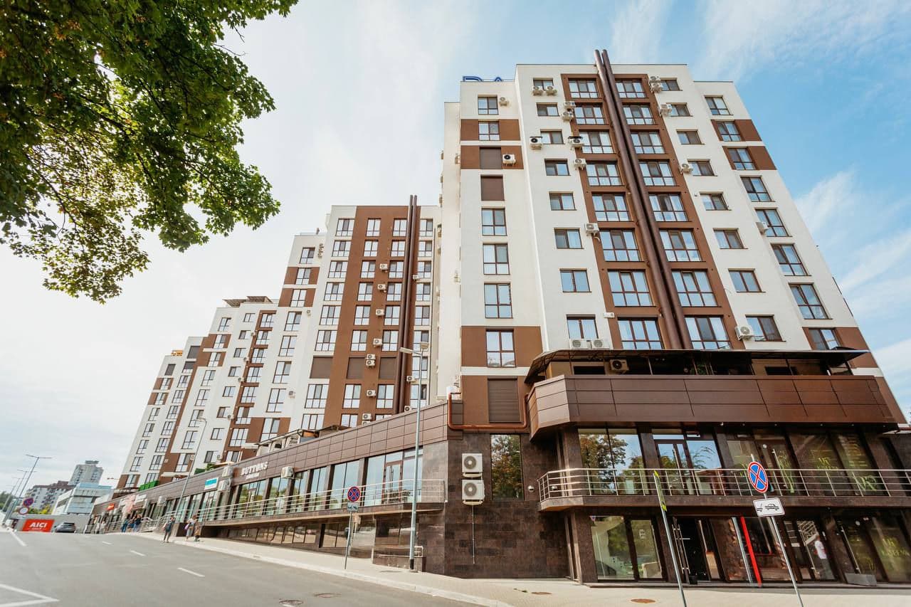 450 m², Spațiu universal