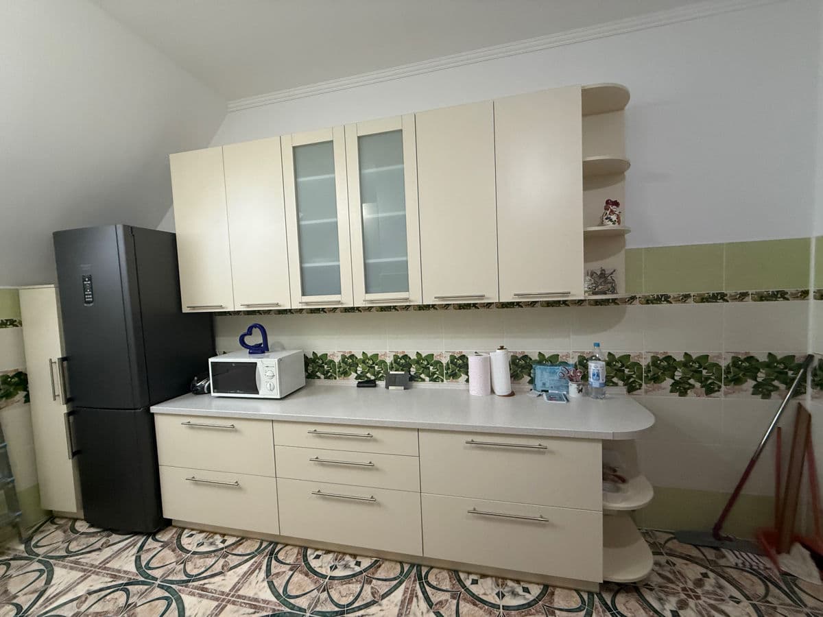 Apartament cu 2 camere, 81 m², 6 etaj