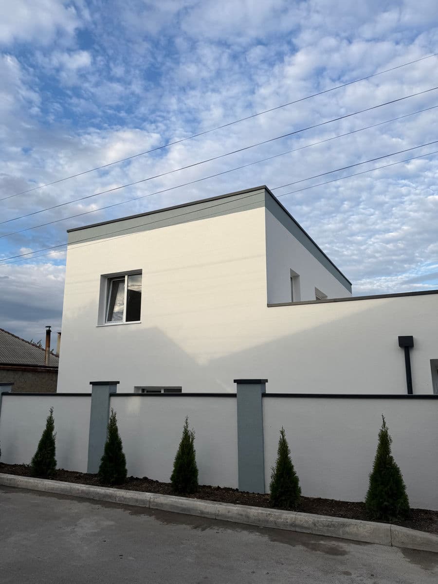Casă 260 m²
