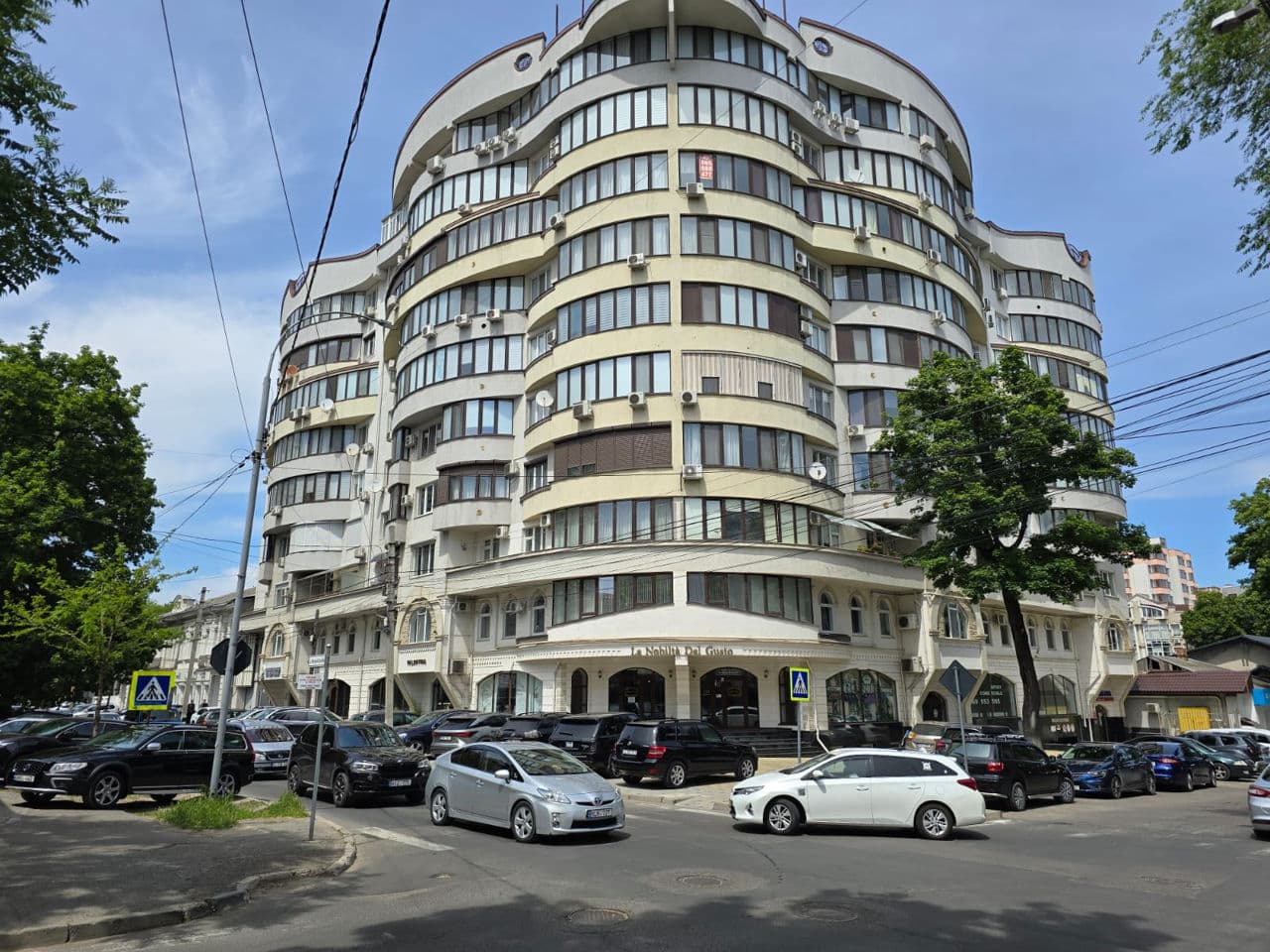 Apartament cu 4 camere, 166 m², 5 etaj