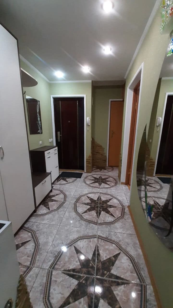Apartament cu 3 camere, 49 m², 4 etaj