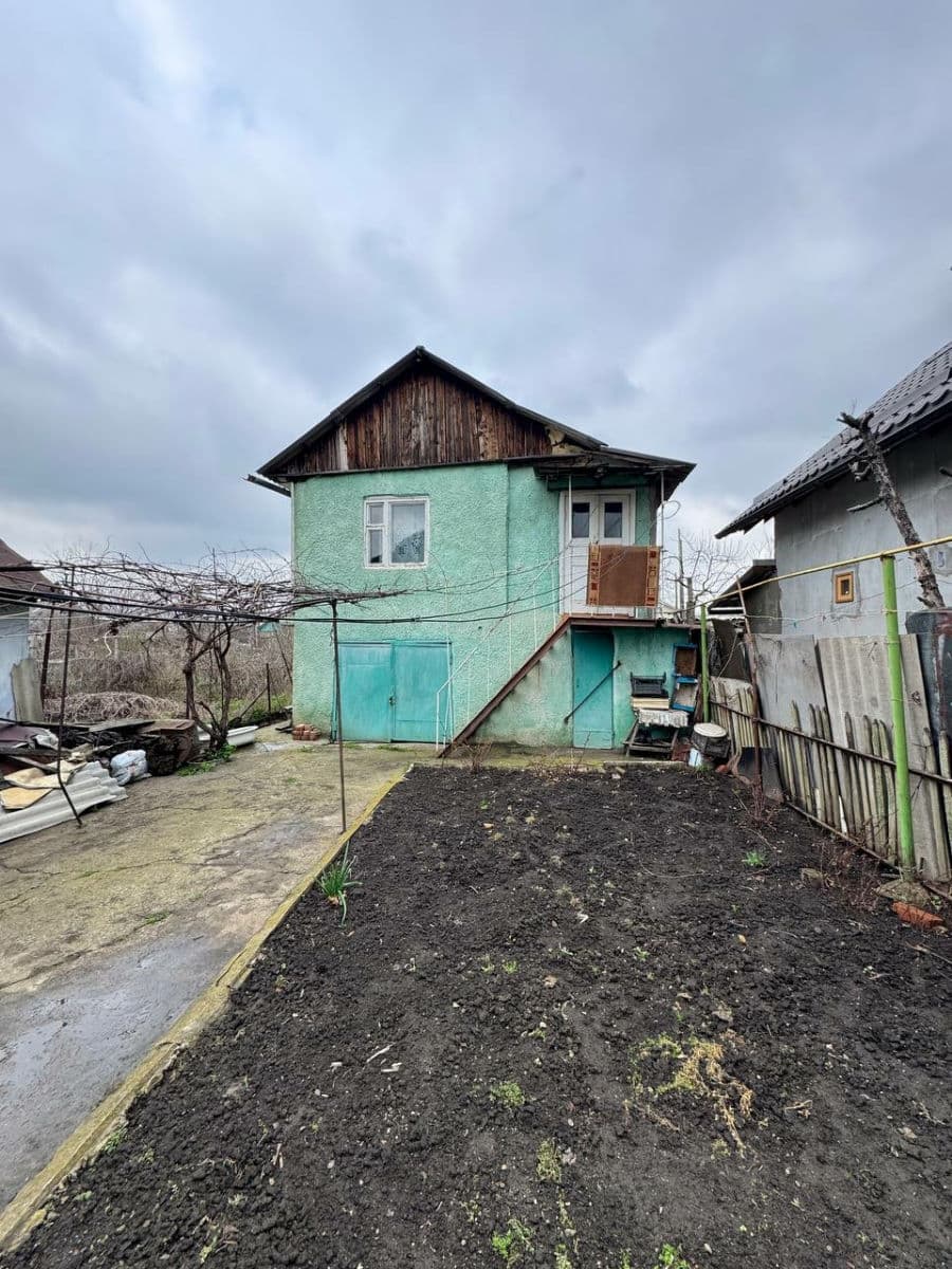 Casă 50 m² pe teren 4 ari