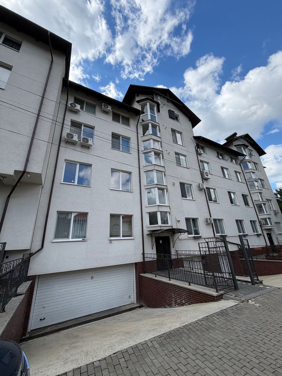 Apartament cu 2 camere, 106 m², 2 etaj