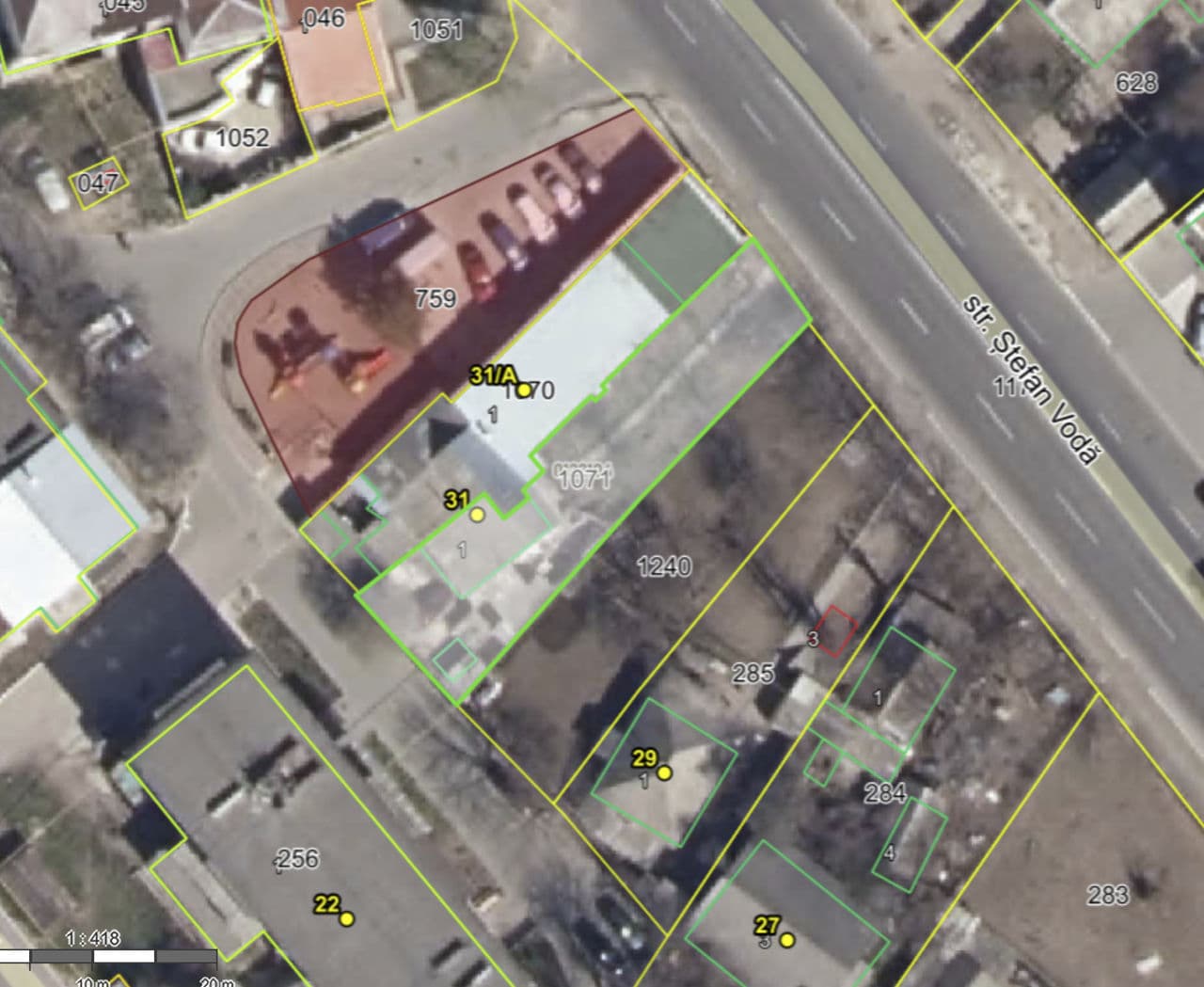 4 ari, Teren pentru construcții