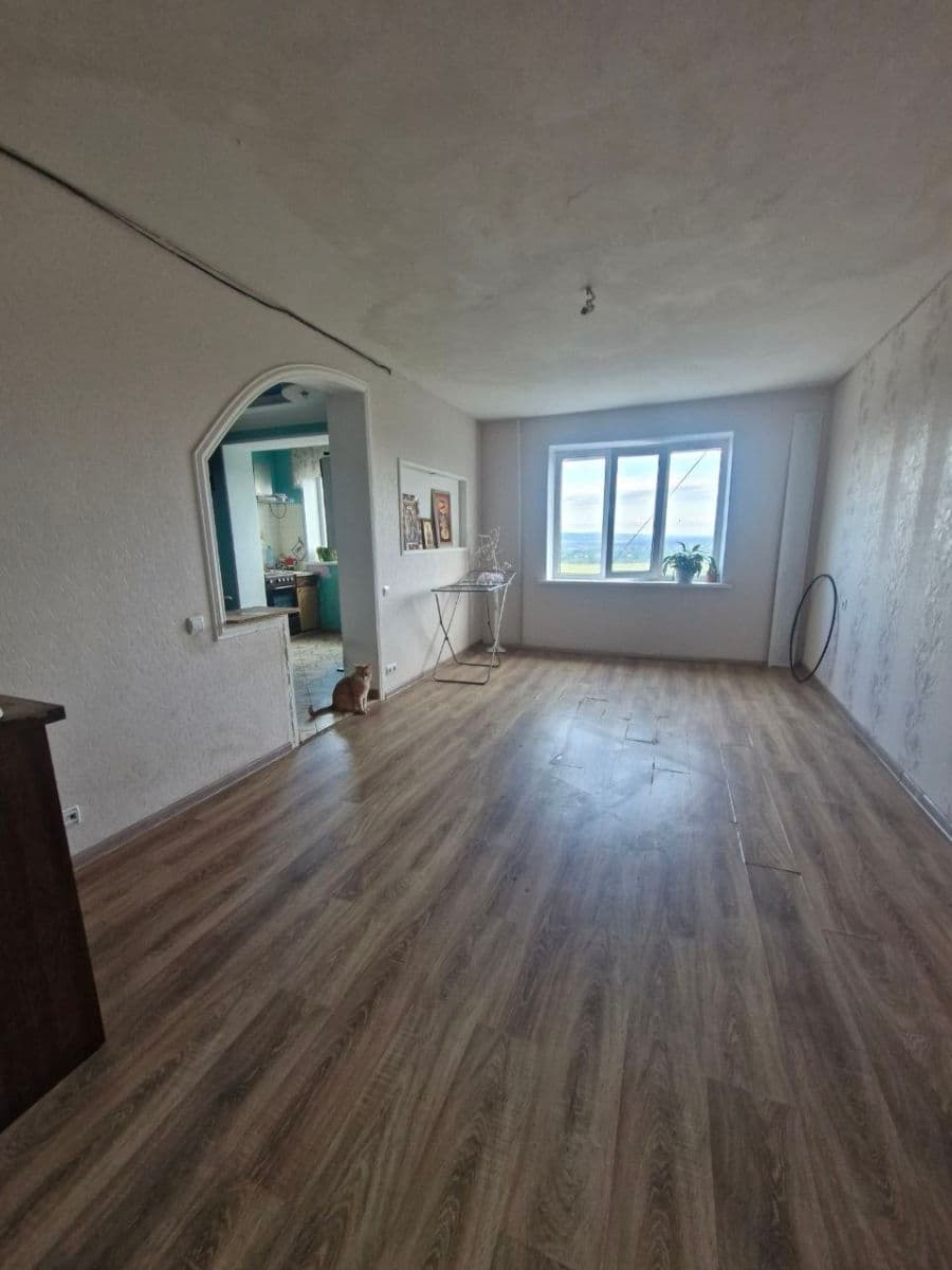 Apartament cu 3 camere, 70 m², 9 etaj