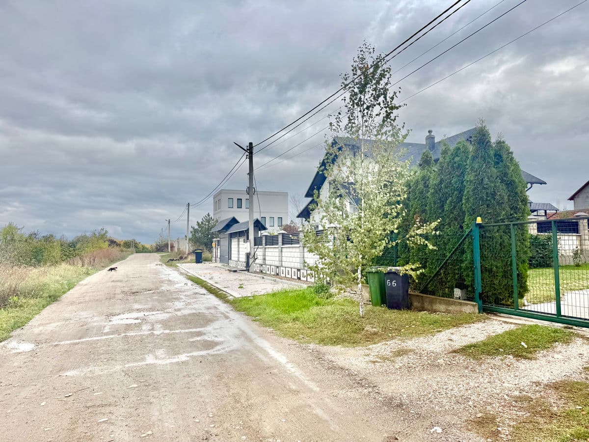 20 ari, teren pentru construcții