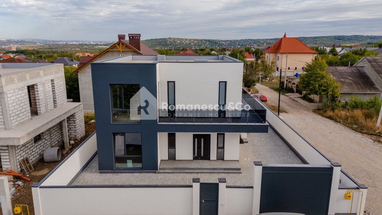 Casă 220 m² pe teren 4 ari