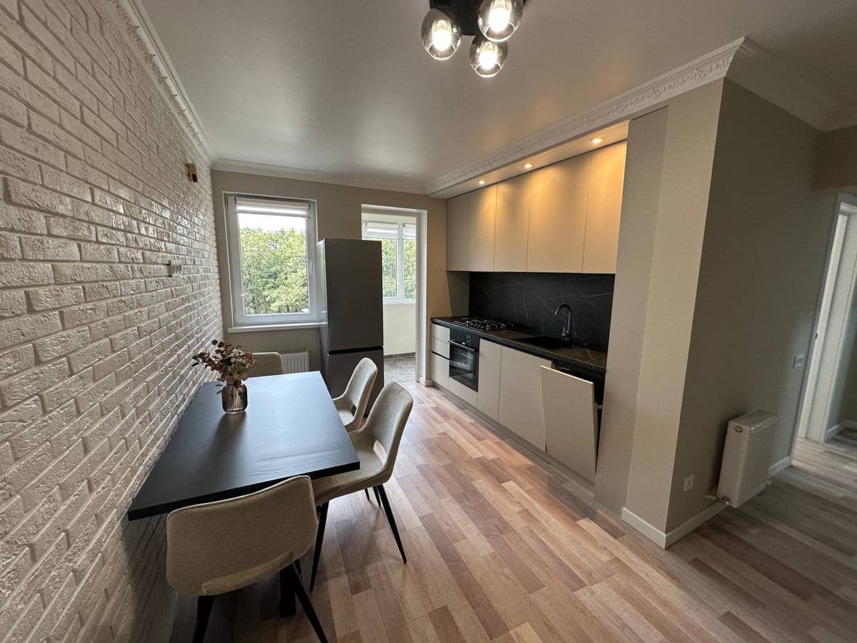 Apartament cu 2 camere, 60 m², 3 etaj