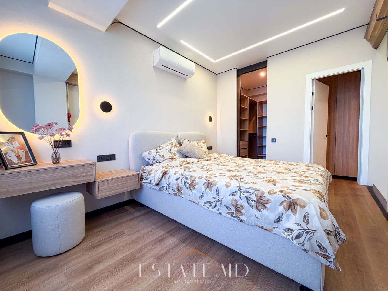 Apartament cu 2 camere, 63 m², 6 etaj