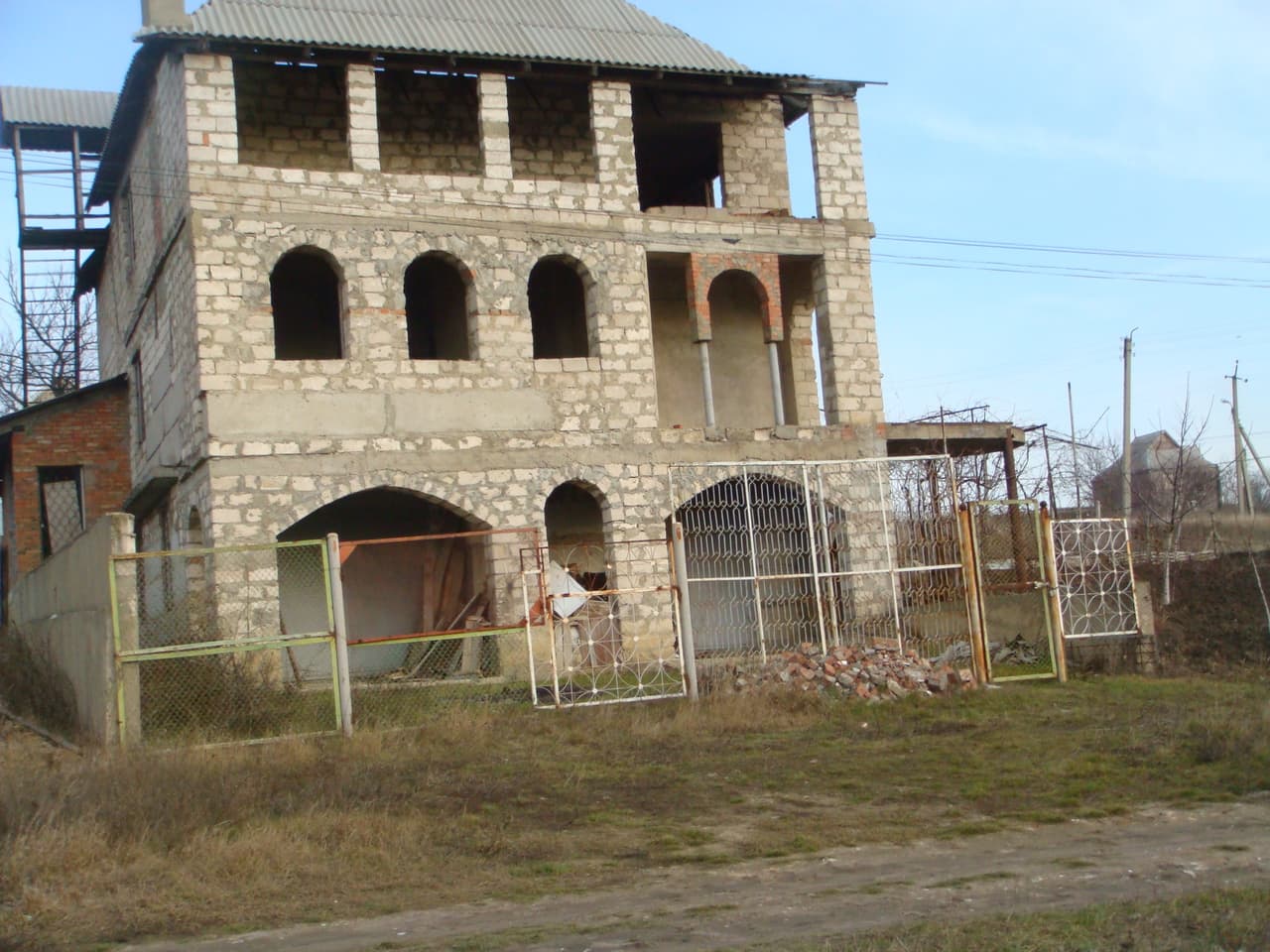 Casă 300 m² pe teren 12 ari