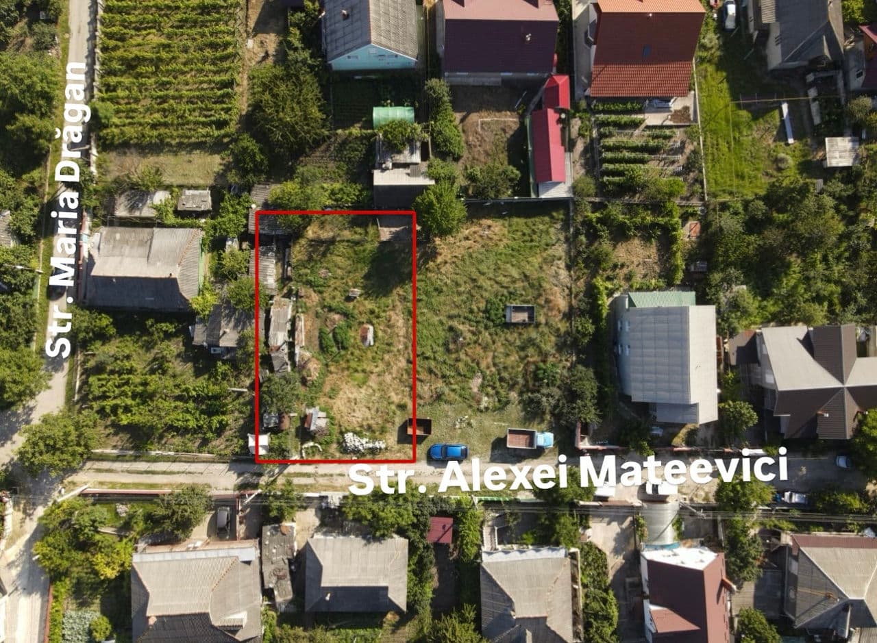 7 ari, Teren pentru construcții