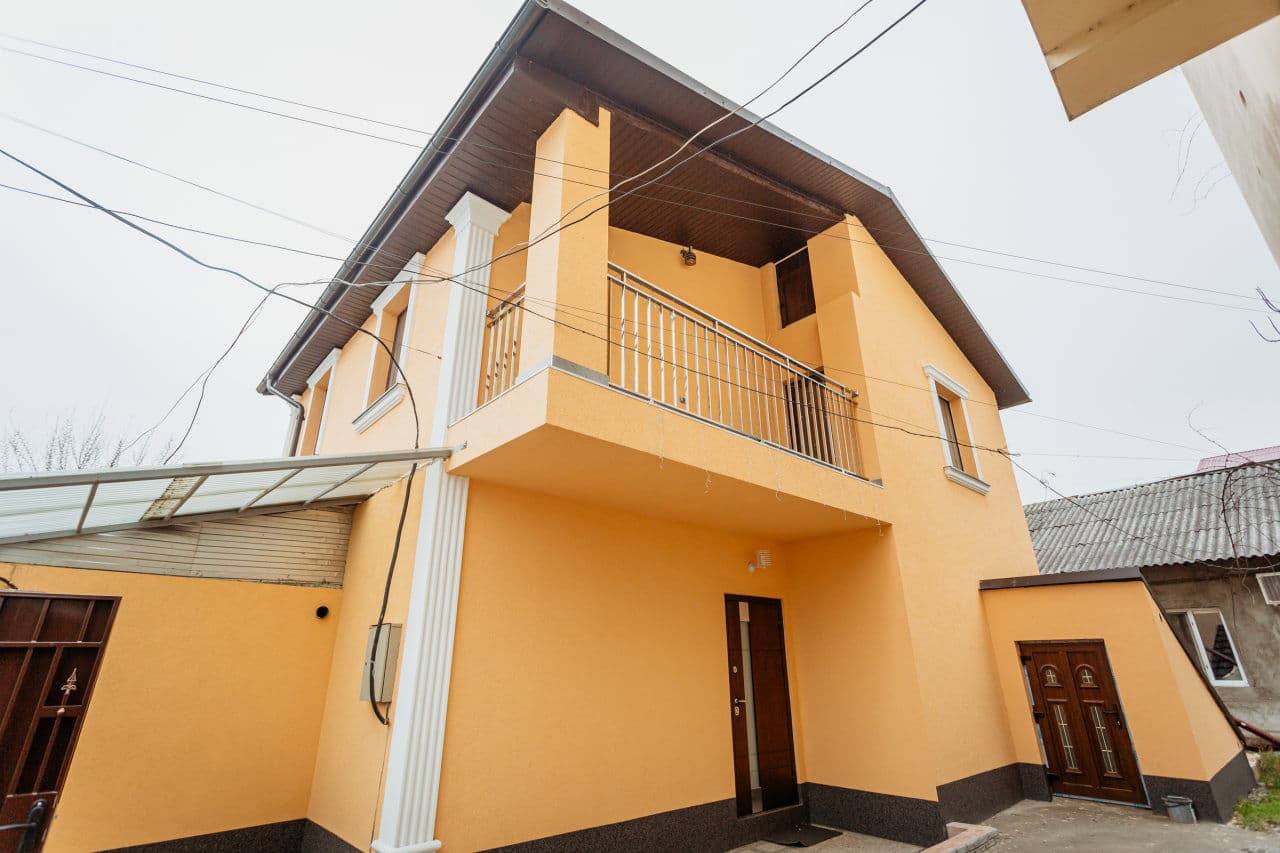 Casă 130 m² pe teren 2 ari