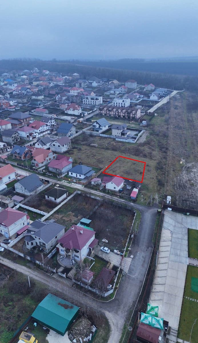 Se vinde teren pentru construcții – 5 ari