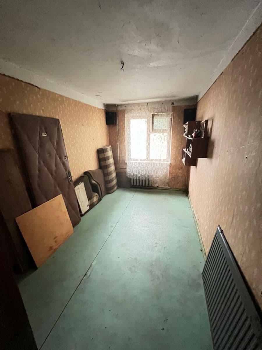 Apartament cu 3 camere, 60 m², 1 etaj