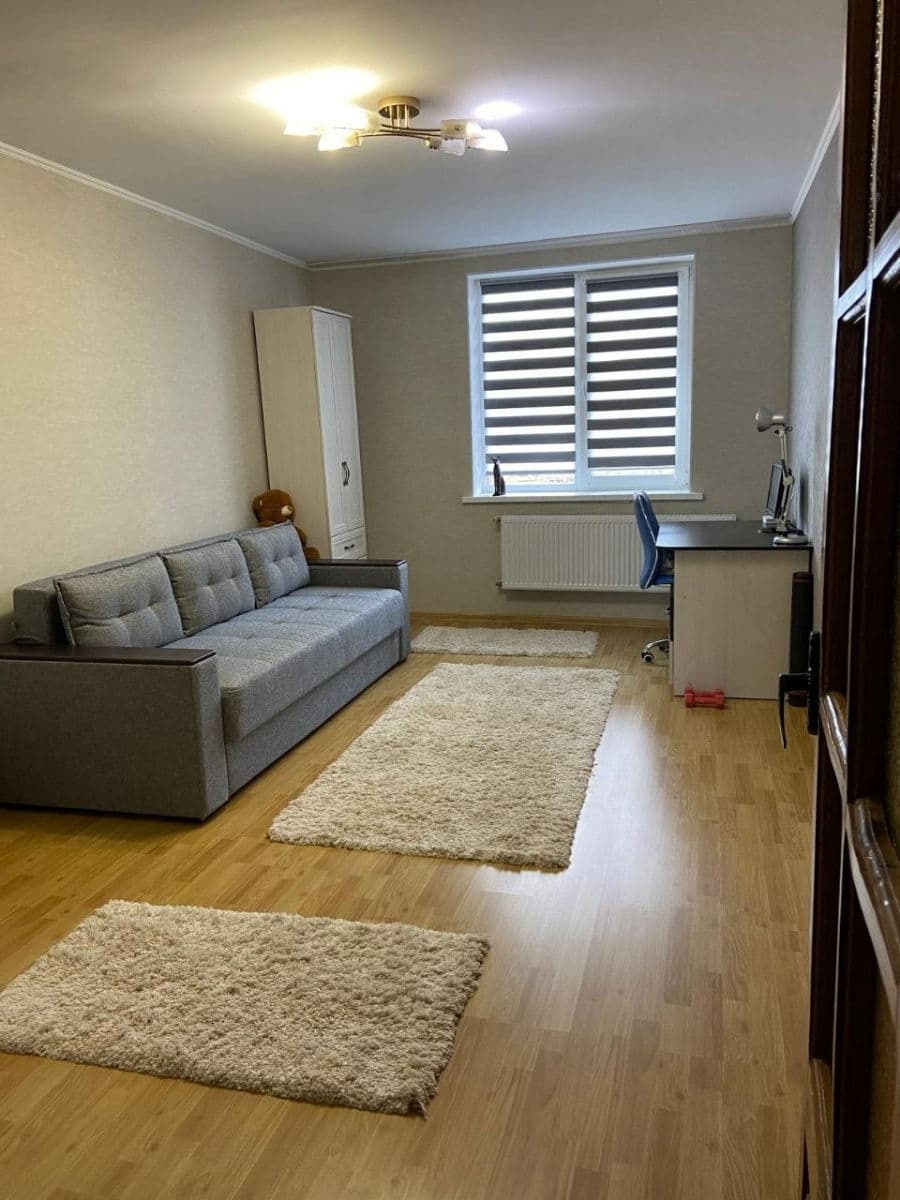 Apartament cu 3 camere, 70 m², 5 etaj