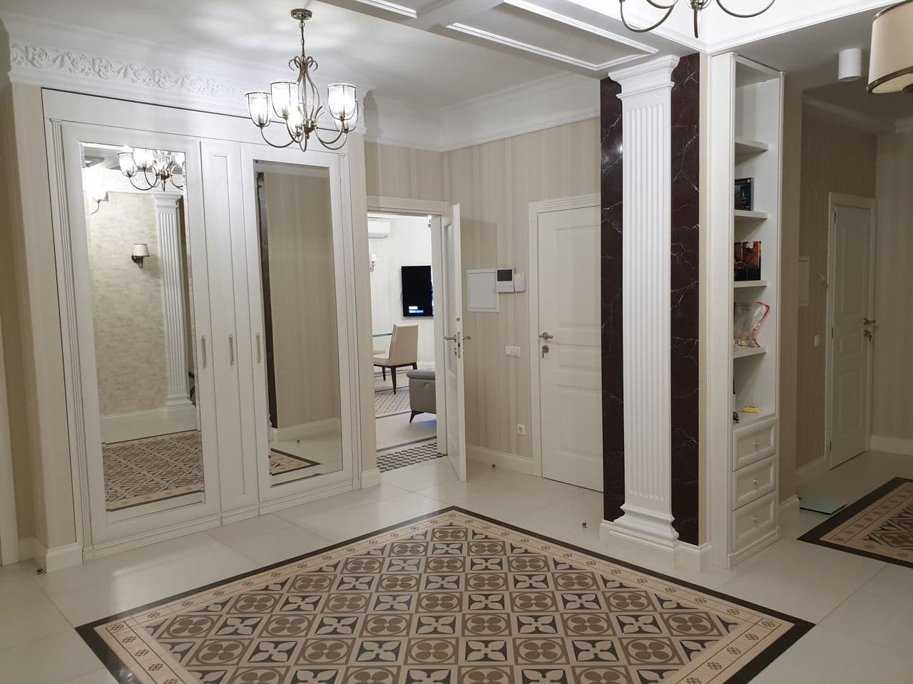 Apartament cu 3 camere, 173 m², 5 etaj