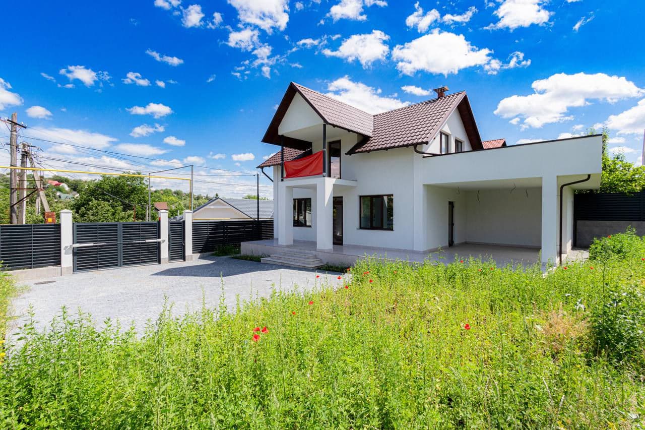 Casă 160 m² pe teren 7 ari