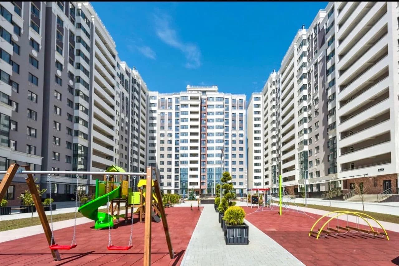 Apartament cu 2 camere, 81 m², 10 etaj