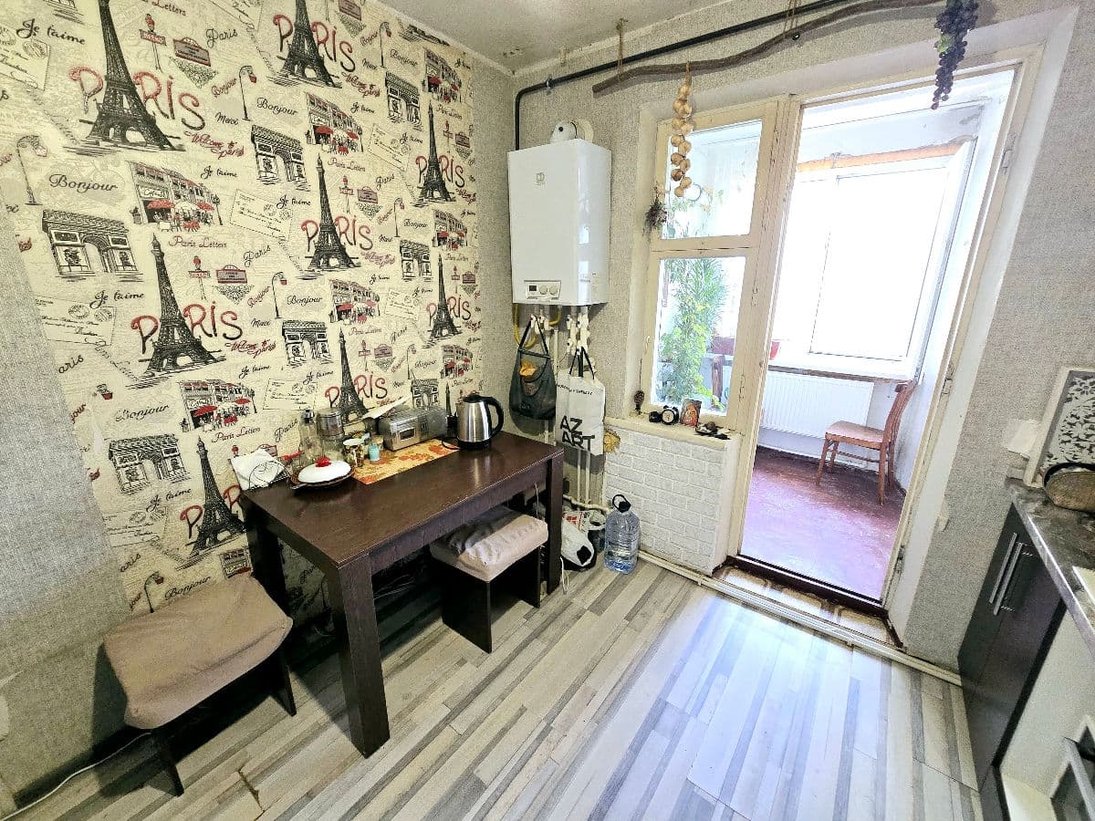 Apartament cu 3 camere, 68 m², 2 etaj