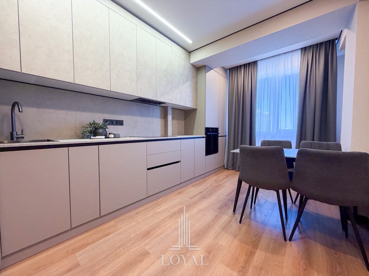 Apartament cu 2 camere, 63 m², 6 etaj