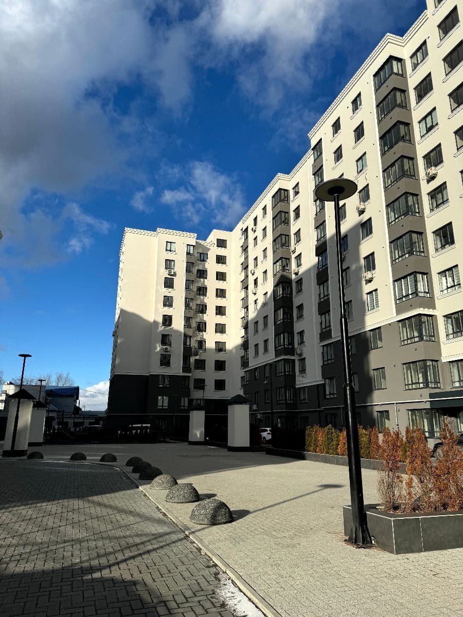 Apartament cu 2 camere, 73 m², 1 etaj