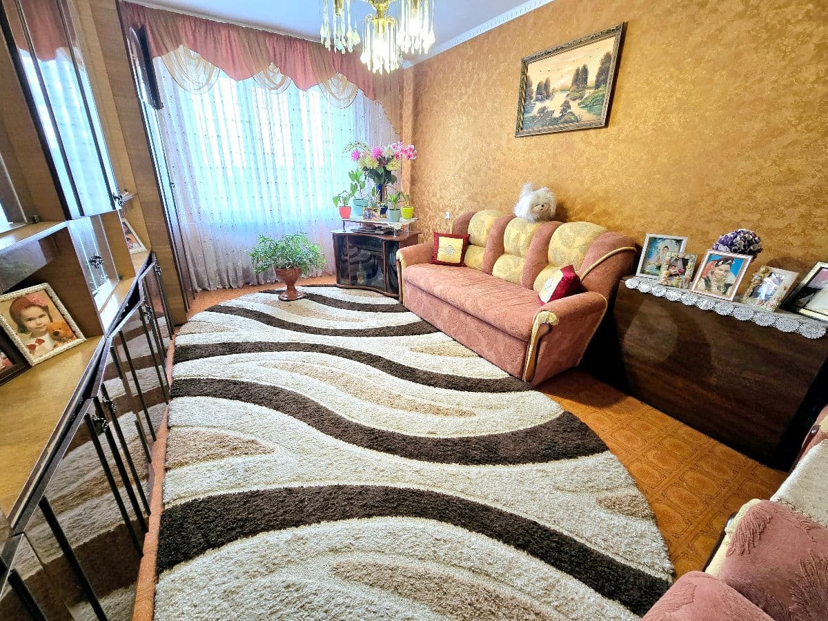 Apartament cu 3 camere, 64 m², 9 etaj