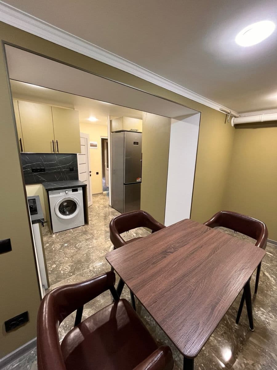 Apartament cu 2 camere, 60 m², 2 etaj