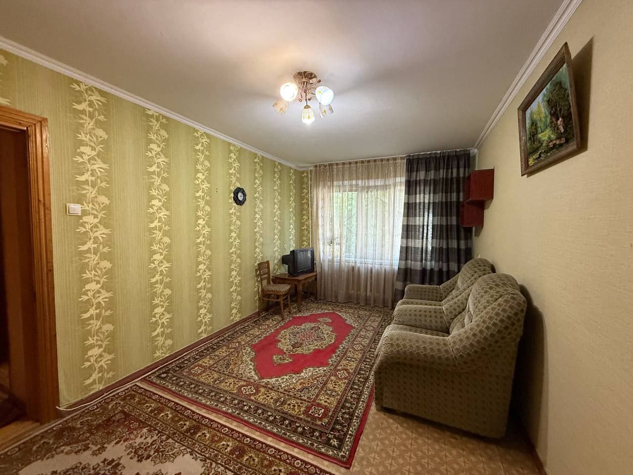 Apartament cu 3 camere, 70 m², 1 etaj