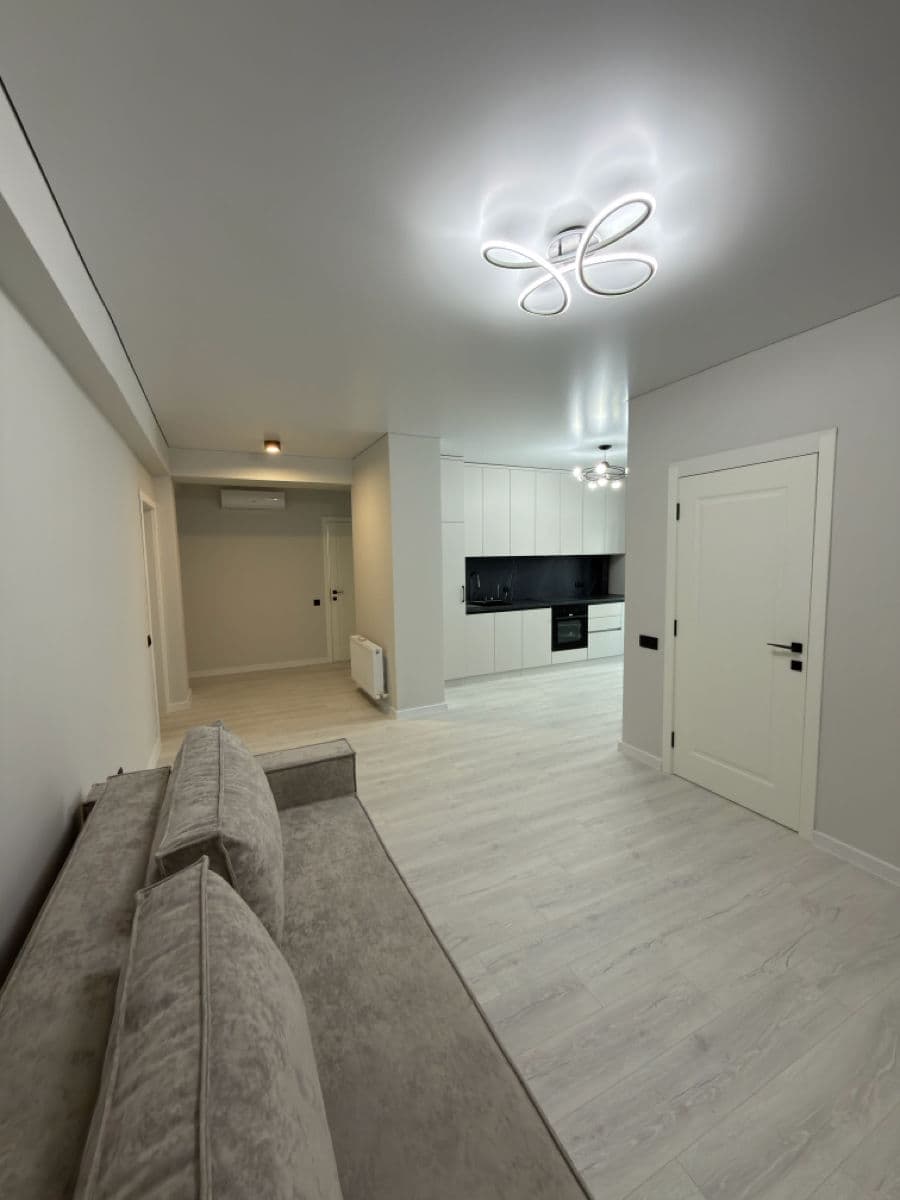Apartament cu 3 camere, 63 m², 1 etaj