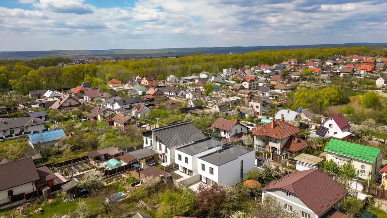Casă 175 m² pe teren 3 ari