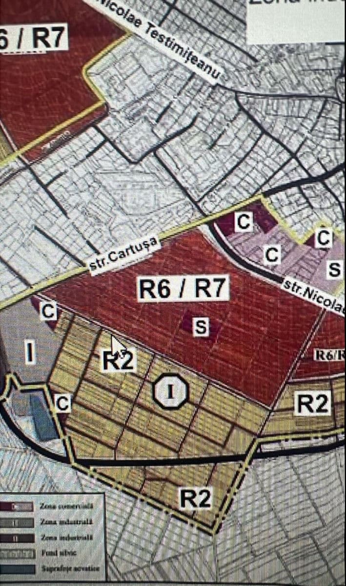 20 ari, Teren pentru construcții