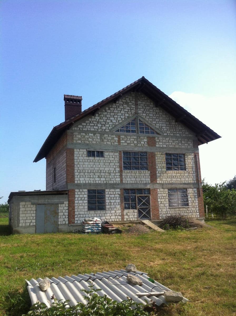 Casă,  336 m²,  Bălți