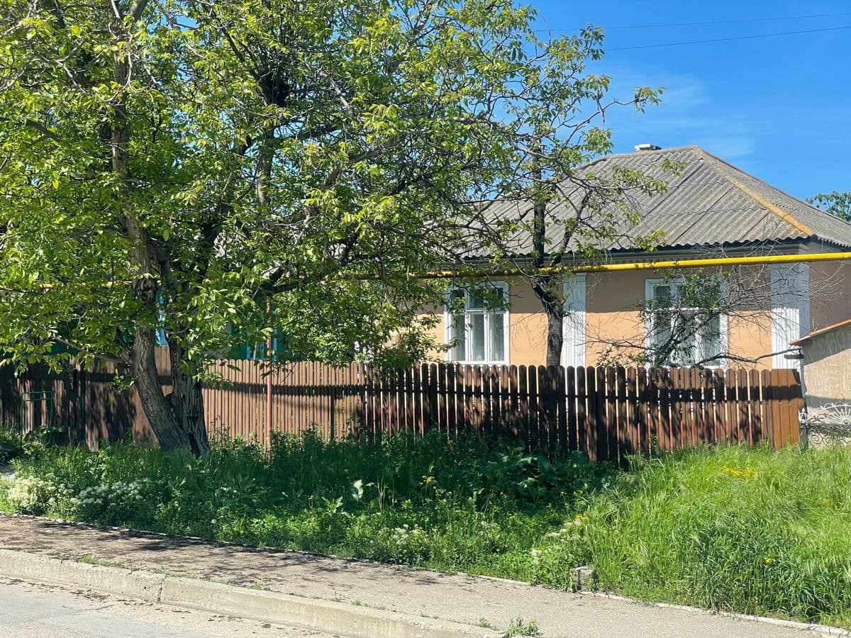 Casă 90 m² pe teren 6 ari
