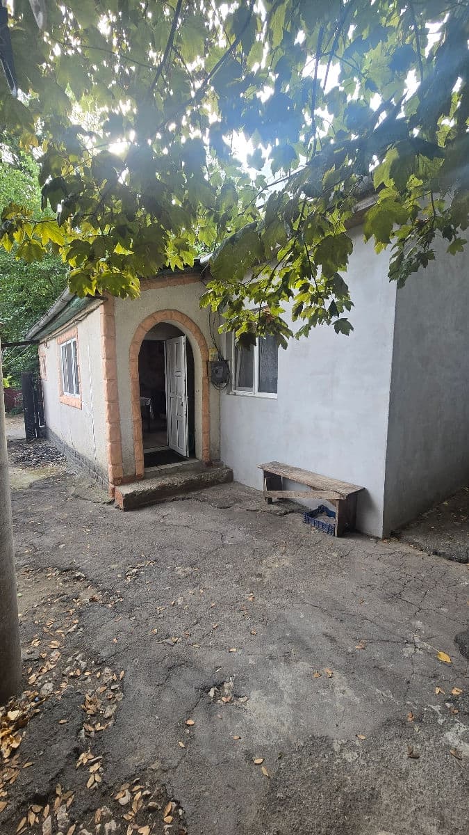 Apartament cu 3 camere, 90 m², 1 etaj
