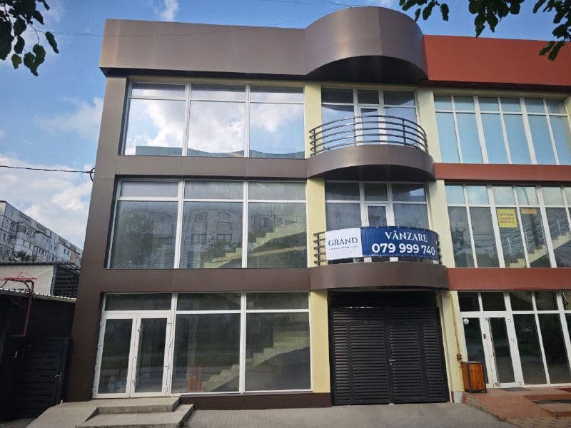 426 m², Spațiu universal