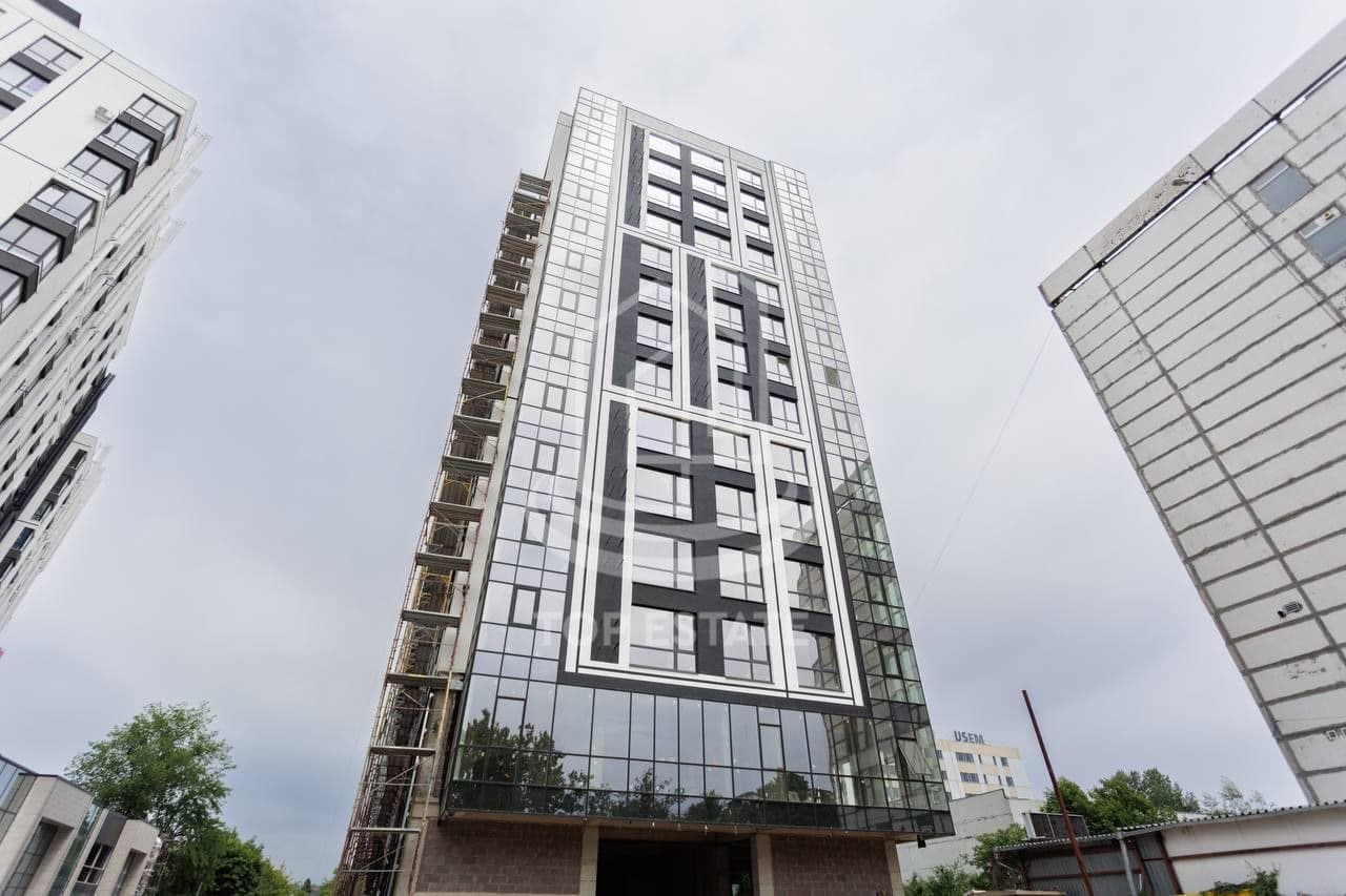 Apartament cu 2 camere, 82 m², 6 etaj