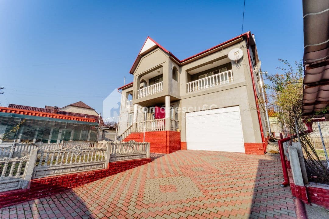 Casă 210 m² pe teren 6 ari