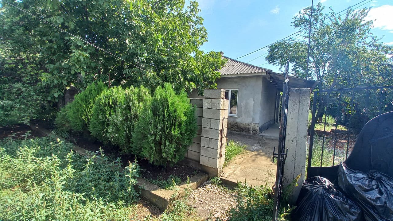 Casă 50 m² pe teren 6 ari