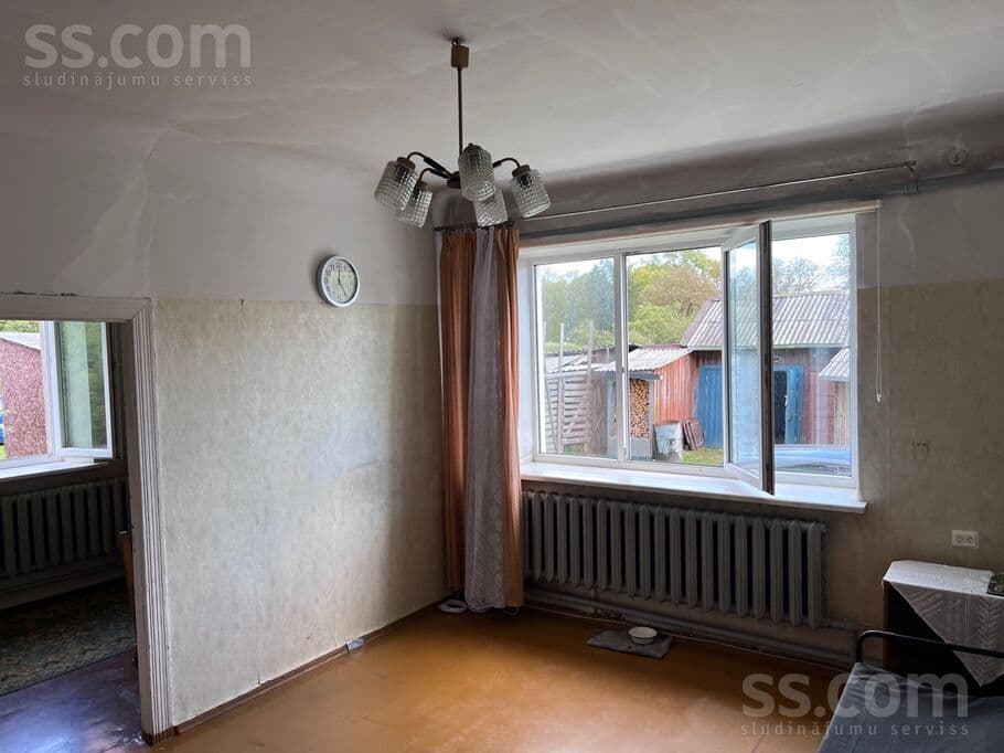 2 rooms, 43.0 m², Īpašnieks pārdod gaišu un saulainu dzīvokli. Nomainīti Pvc logi,, Jēkabpils