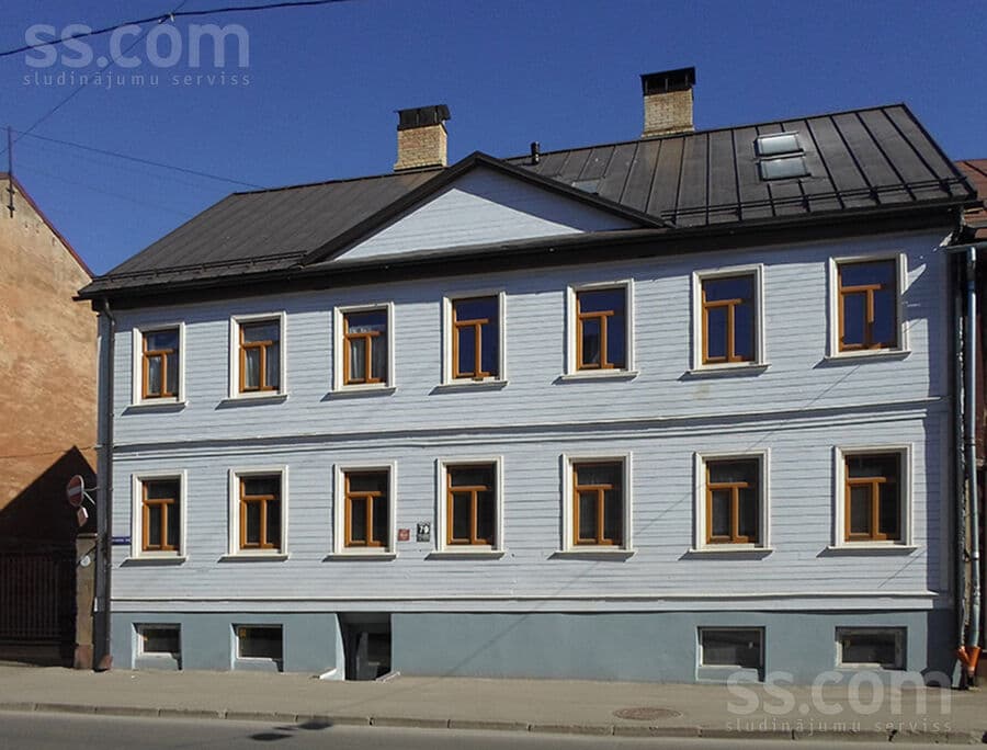 3 rooms, 500.0 m², Saimnieks pārdod 8 dzīvokļu ēku , kas sastāv no 6 vienistabniekiem , 1 d, Centre