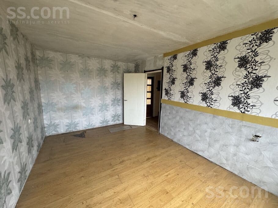 3 rooms, 60.0 m², Īpašnieks pārdod 3 istabu dzīvokli, pakešu logi, metāla durvis,, Jēkabpils