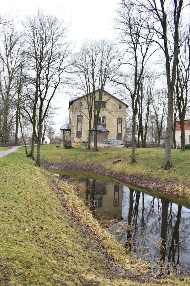3 rooms, 330.0 m², Jēkabpils, Jēkabpils