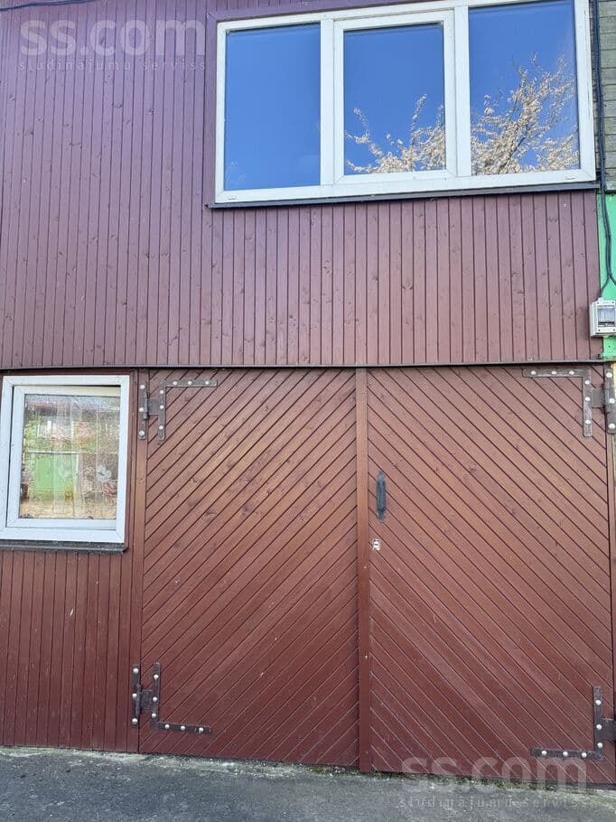 2 rooms, 80.0 m², Pārdodu 2 stāvu laivu elingu. Viss izremontēts. Jaunais jumts, sienas, g, Liepāja