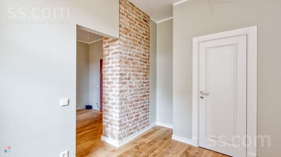 2 rooms, 35.0 m², Skaists, vēsturisks mūra nams pēc renovācijas pašā Jūrmalas sird, Majori