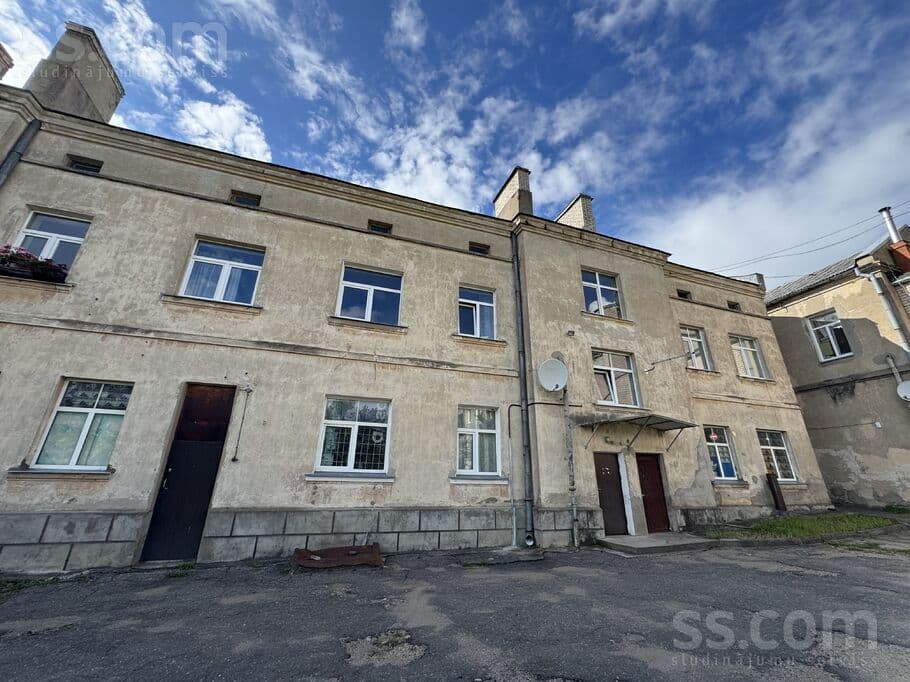 2 rooms, 50.0 m², Lieliska atrašanās vieta – pašā Rēzeknes centrā, pie festivāla p, Rēzekne