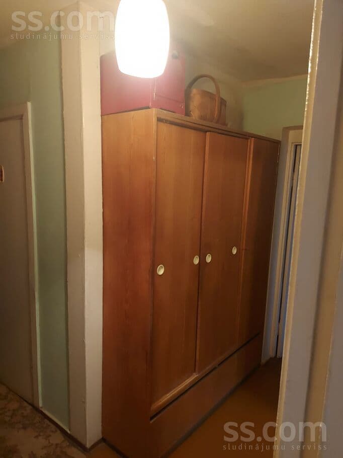 2 rooms, 28.0 m², Dzivoklis ir sauljainaja puse , Maja renaveta , Istabas nau caur, Valmiera